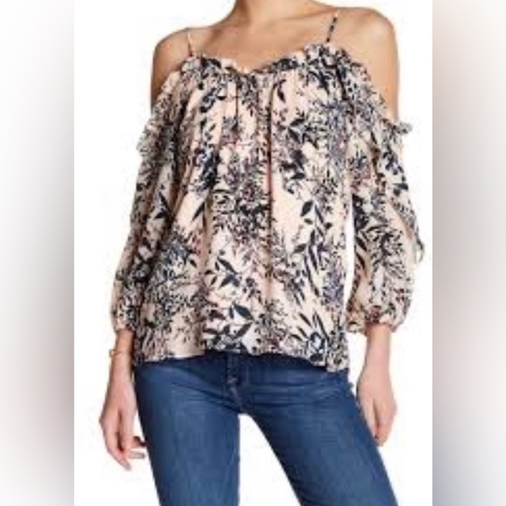 Parker blush floral cold shoulder blouse size M